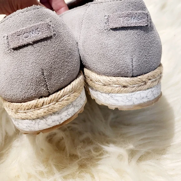 TOMS Women's Suede Espadrilles Shoes - Picture 5 of 5